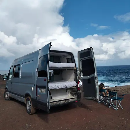 Furgoneta Camper Parque de Campismo *